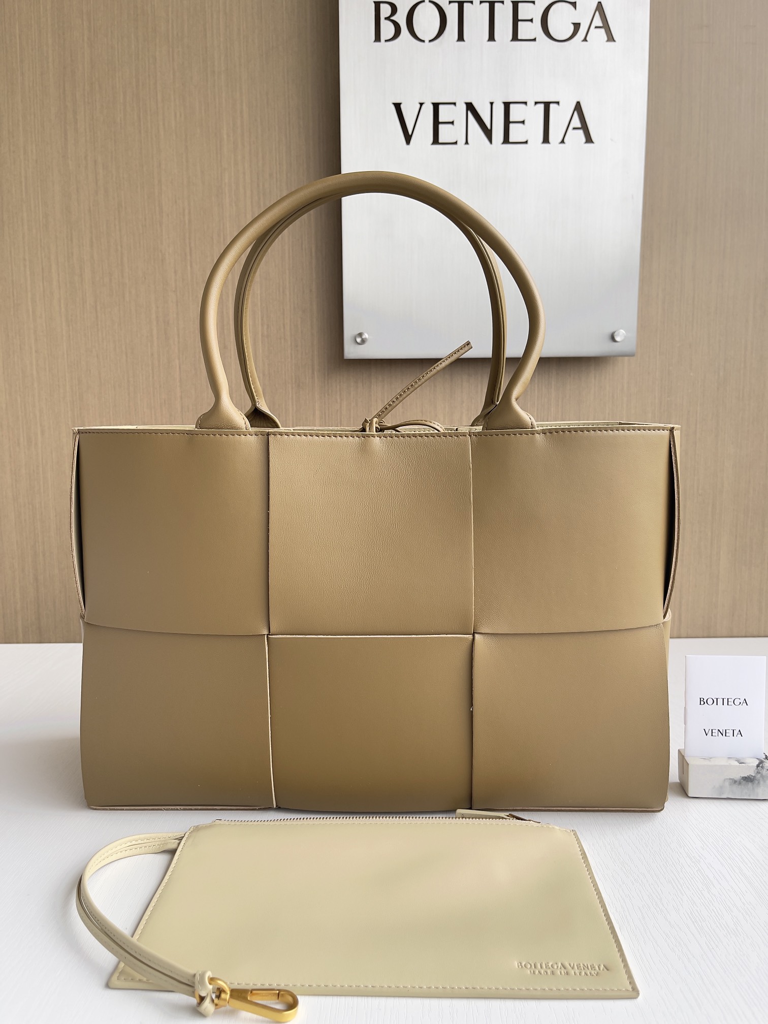 보테가 베네타 Bottega Veneta 609175 Arco Tote 41cm