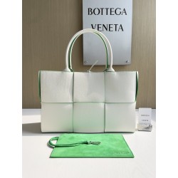 보테가 베네타 Bottega Veneta 609175 Arco Tote 41cm