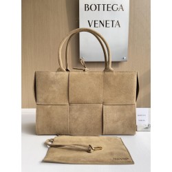 보테가 베네타 Bottega Veneta 609175 Arco Tote 41cm
