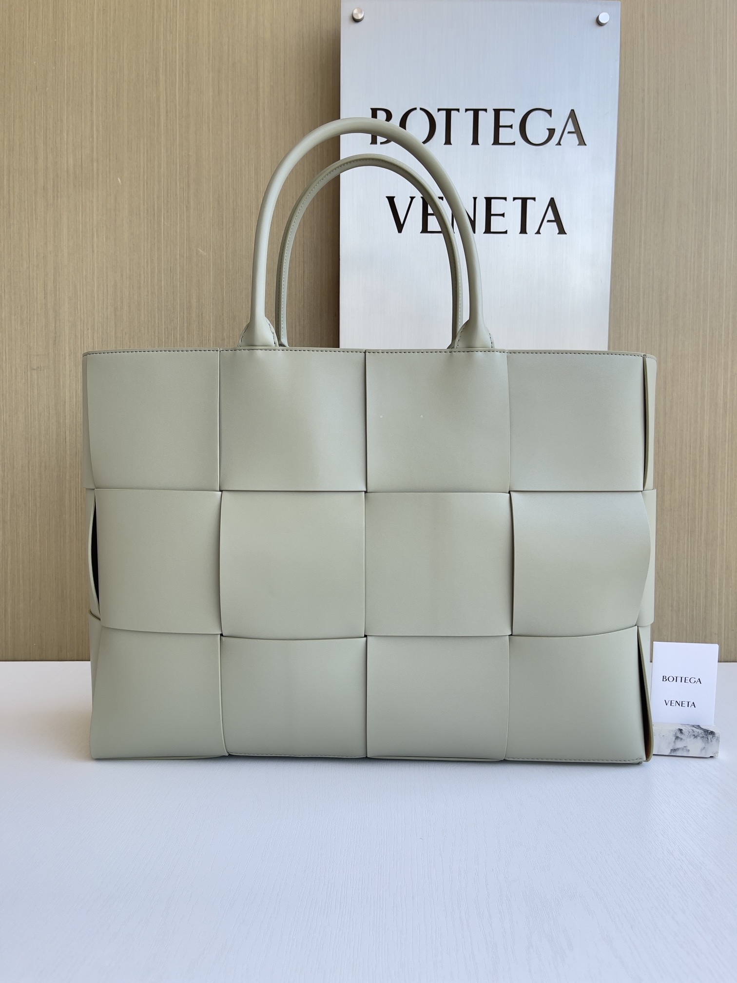 보테가 베네타 Bottega Veneta 680165 Arco Tote 47cm