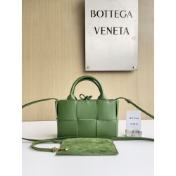 보테가 베네타 Bottega Veneta 729029 Arco Tote 20cm