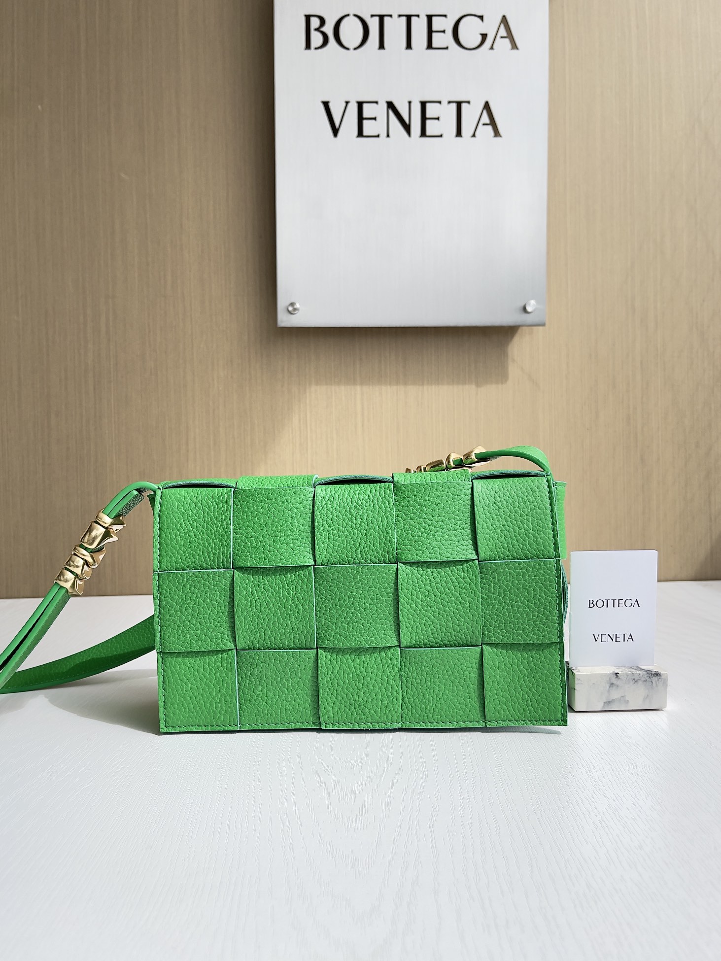 보테가베네타 Bottega Veneta 666870 Cassette 23CM