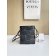 보테가베네타 Bottega Veneta 680218 Leather Cassette Bucket Bag 18cm