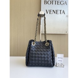 보테가 베네타 Bottega Veneta 817175 Parachute Chain 21CM