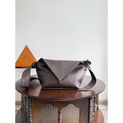 보테가 베네타 Bottega Veneta 815807 Sawyer 25cm