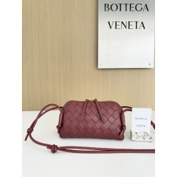 보테가 베네타 Bottega Veneta 794258 Intrecciato Concert Pouch 18.5CM