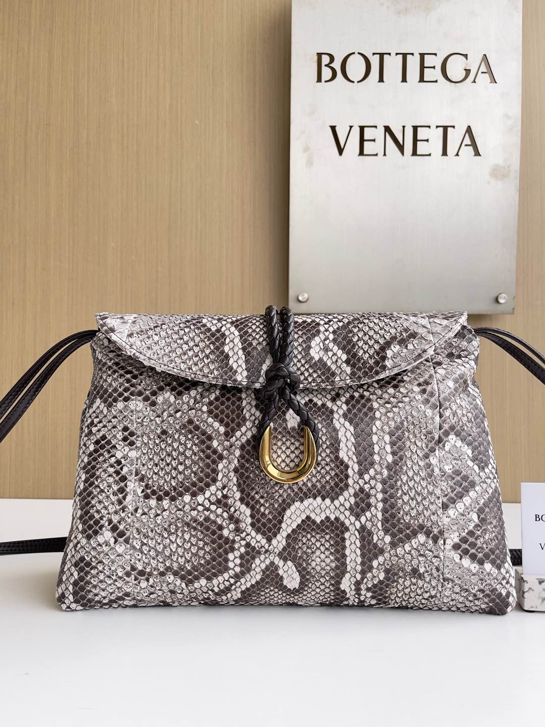 보테가 베네타 Bottega Veneta 806034 Winter Liberta 30CM