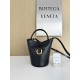 보테가 베네타 Bottega Veneta 815244 Small Liberta Bucket 22CM