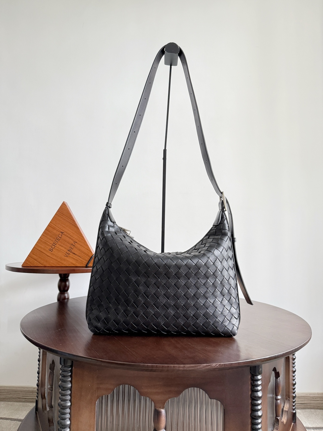 보테가 베네타 Bottega Veneta 815748 Traveler 35CM