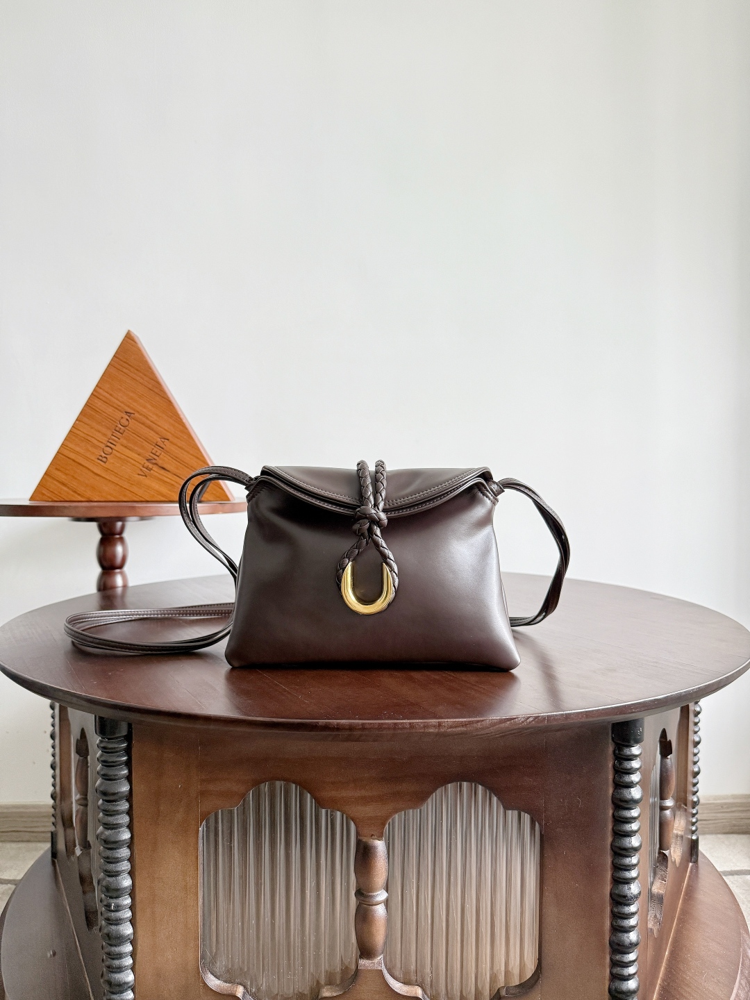 보테가 베네타 Bottega Veneta 826147 Mini Liberta 24CM