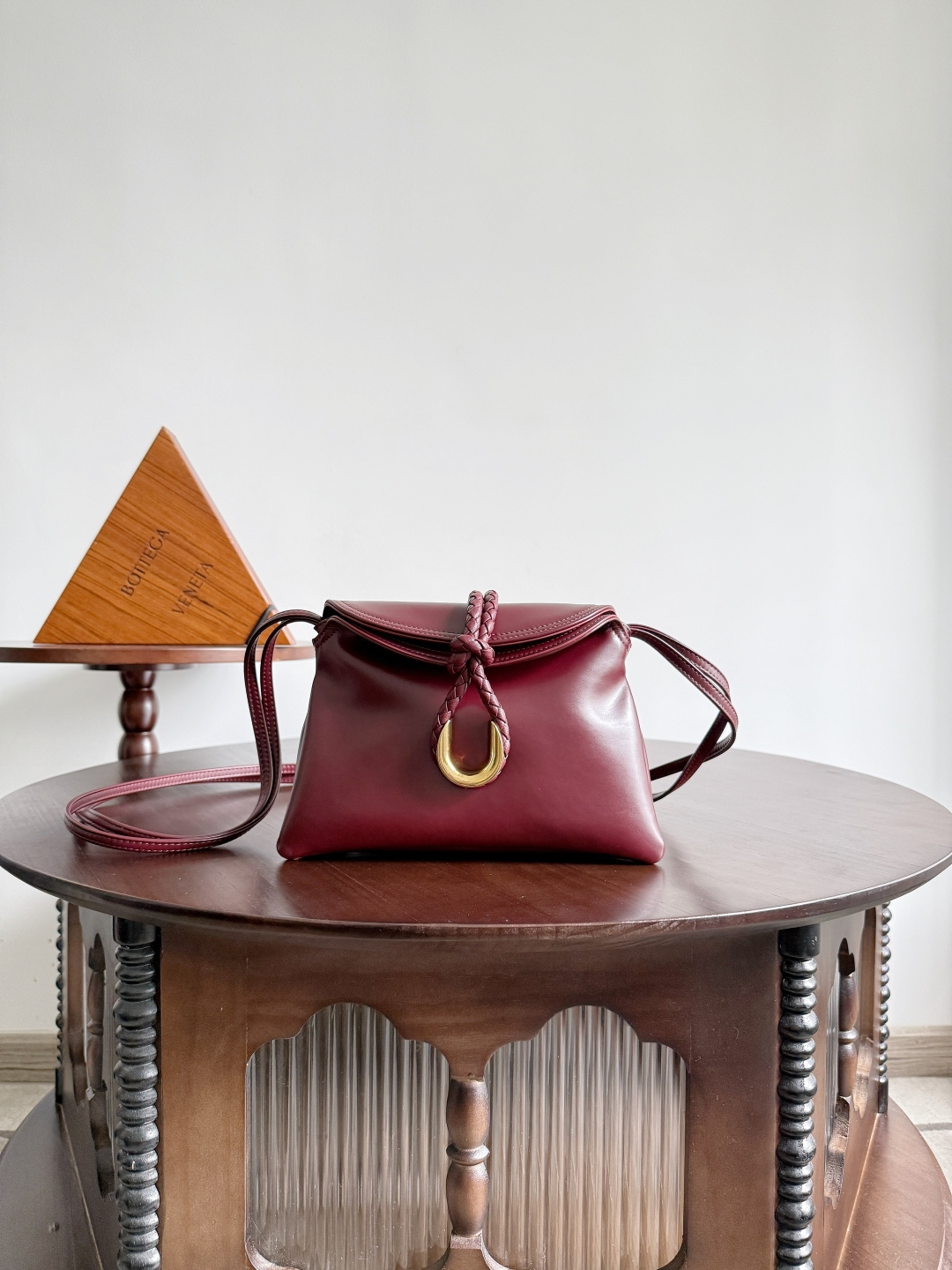 보테가 베네타 Bottega Veneta 826147 Mini Liberta 24CM