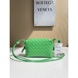 보테가 베네타 Bottega Veneta 666683 Loop 17CM