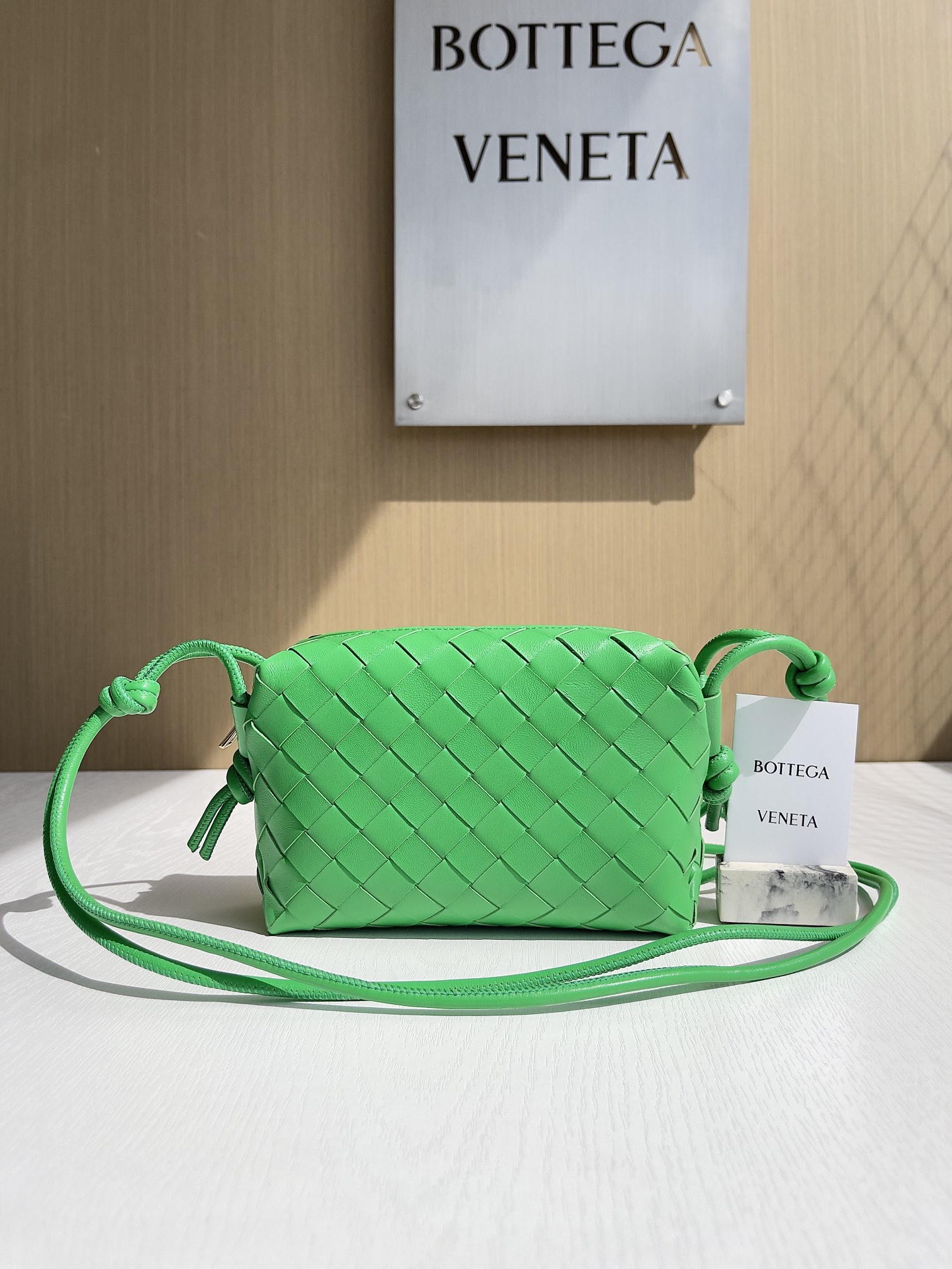 보테가 베네타 Bottega Veneta 666683 Loop 17CM
