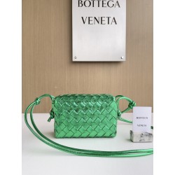 보테가 베네타 Bottega Veneta 666683 Loop 17CM