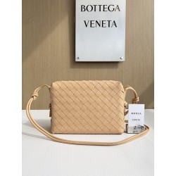 보테가 베네타 Bottega Veneta 666689 Loop 22CM