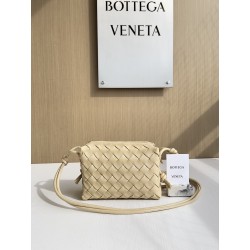 보테가 베네타 Bottega Veneta 680254 Loop 17CM