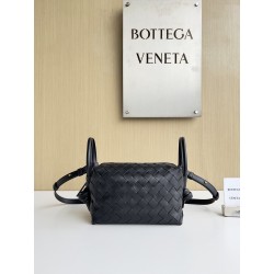 보테가 베네타 Bottega Veneta 796615 Loop 19CM