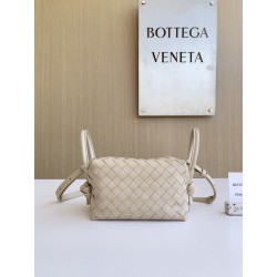 보테가 베네타 Bottega Veneta 796615 Loop 19CM
