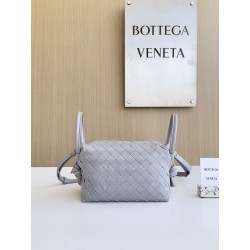 보테가 베네타 Bottega Veneta 796615 Loop 19CM