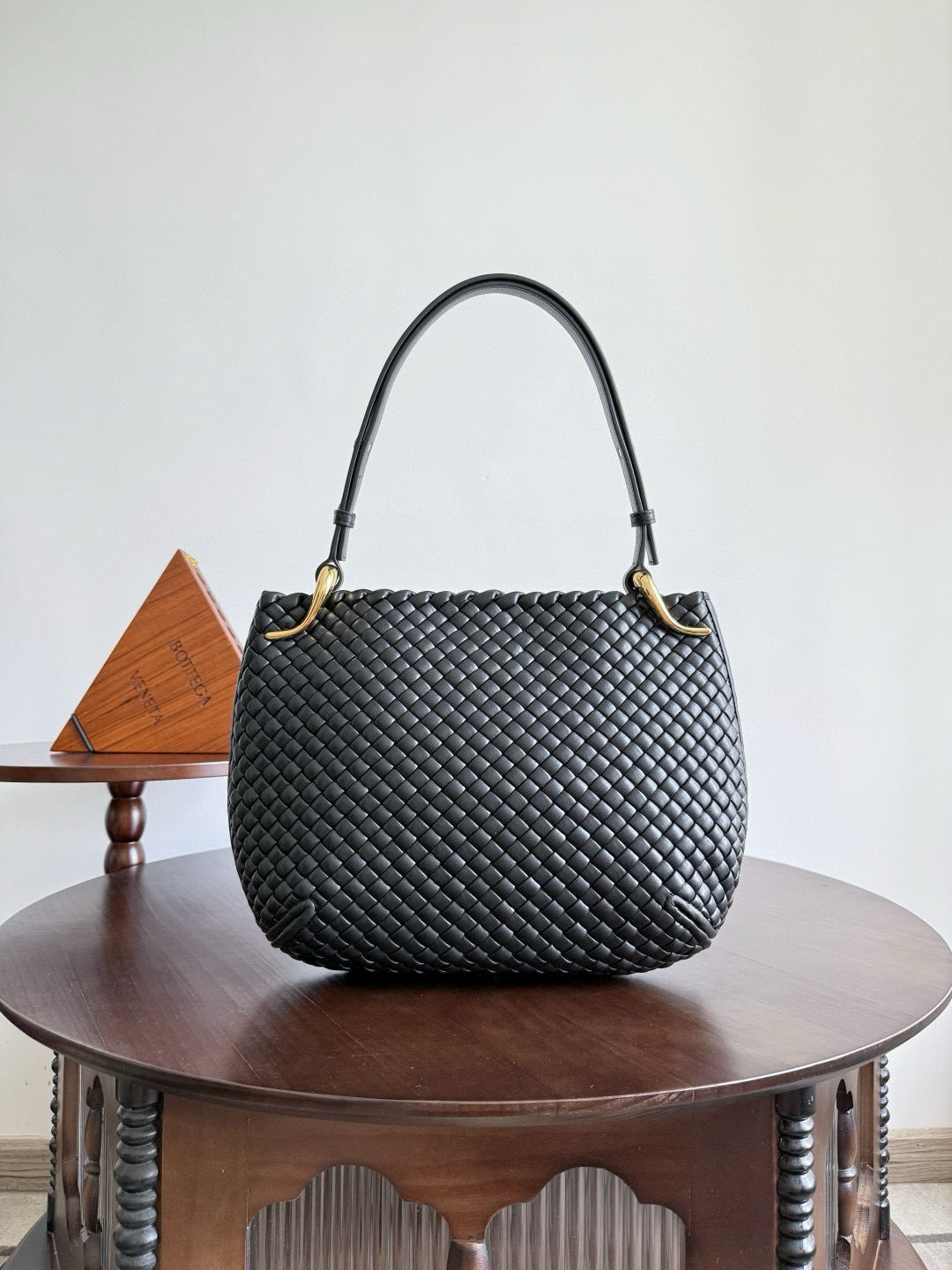 보테가베네타 Bottega Veneta Clicker 730969 36CM