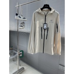 아크테릭스 ARC'TERYX 재킷