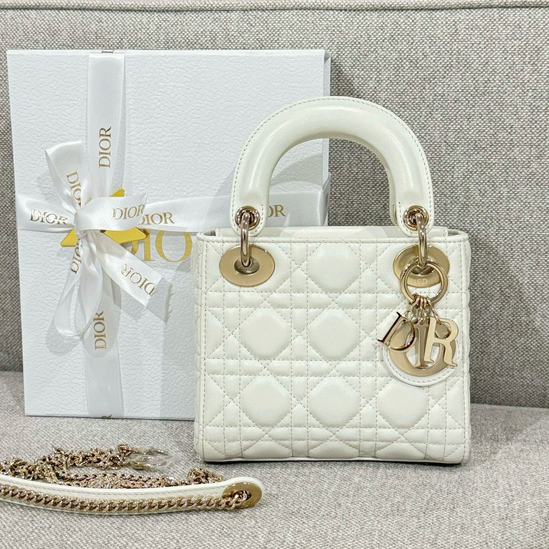 디올 Dior Mini Lady Dior Bag White 17cm