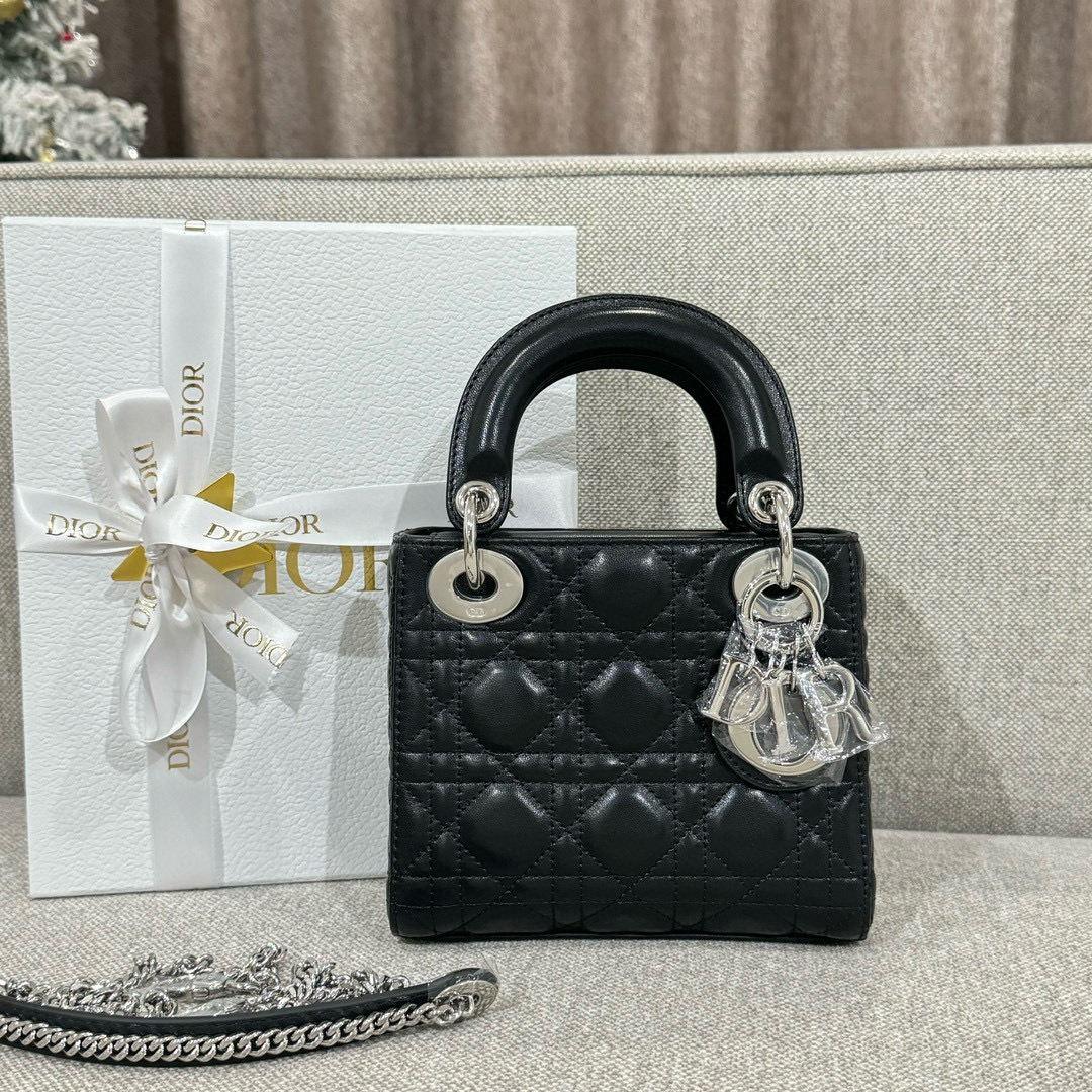 디올 Dior Mini Lady Dior Bag Black/silver 17cm