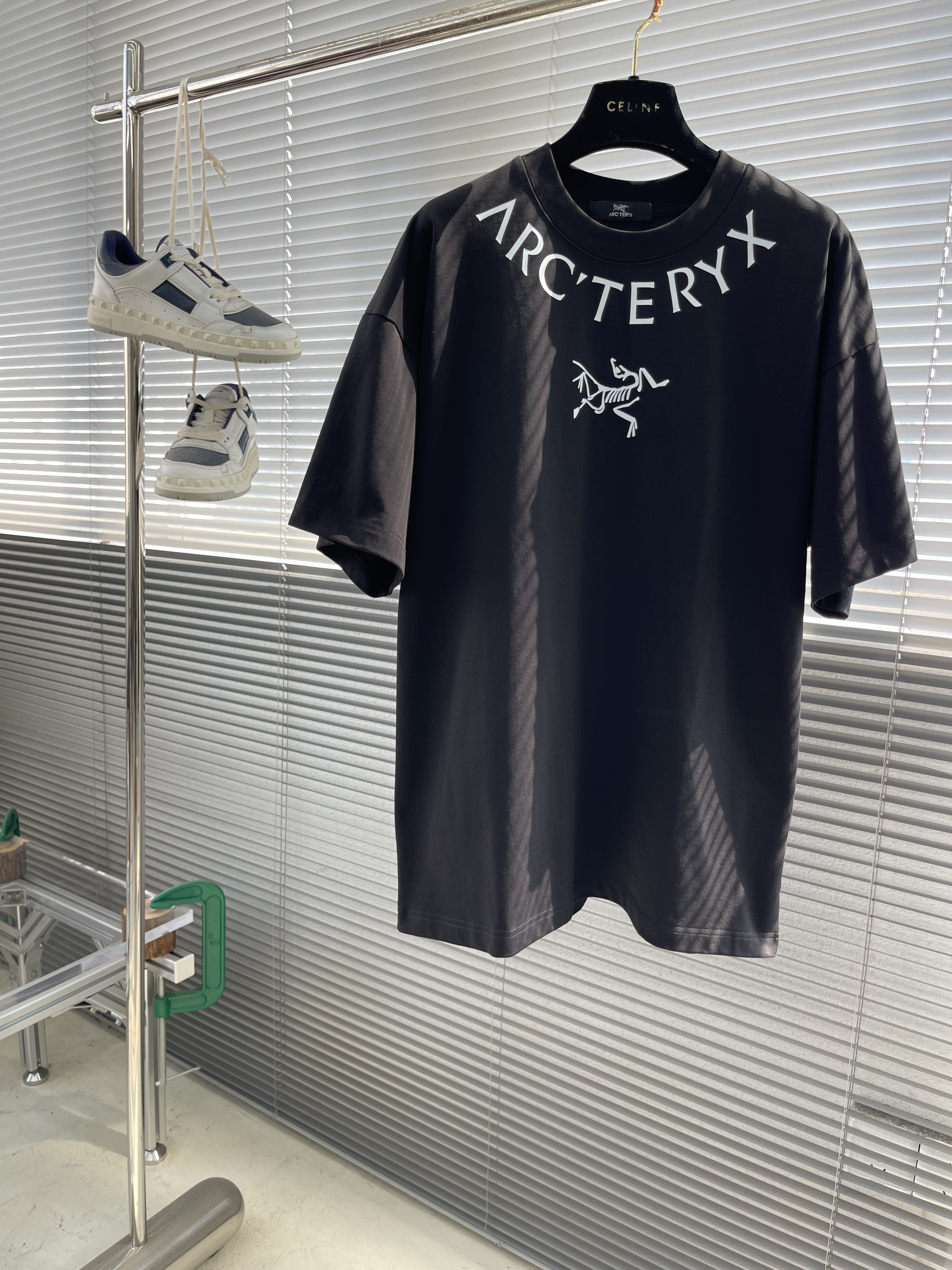 아크테릭스 ARC'TERYX 반팔 티셔츠