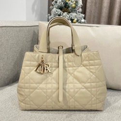 디올 Dior Medium Dior Toujours Bag Beige 28.5cm