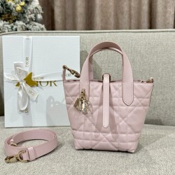 디올 Dior Toujours Vertical Nano Tote Bag Pink 13cm
