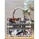디올 Dior Small Dior Book Tote White 26.5cm