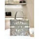 디올 Dior Small Dior Book Tote color 26.5cm