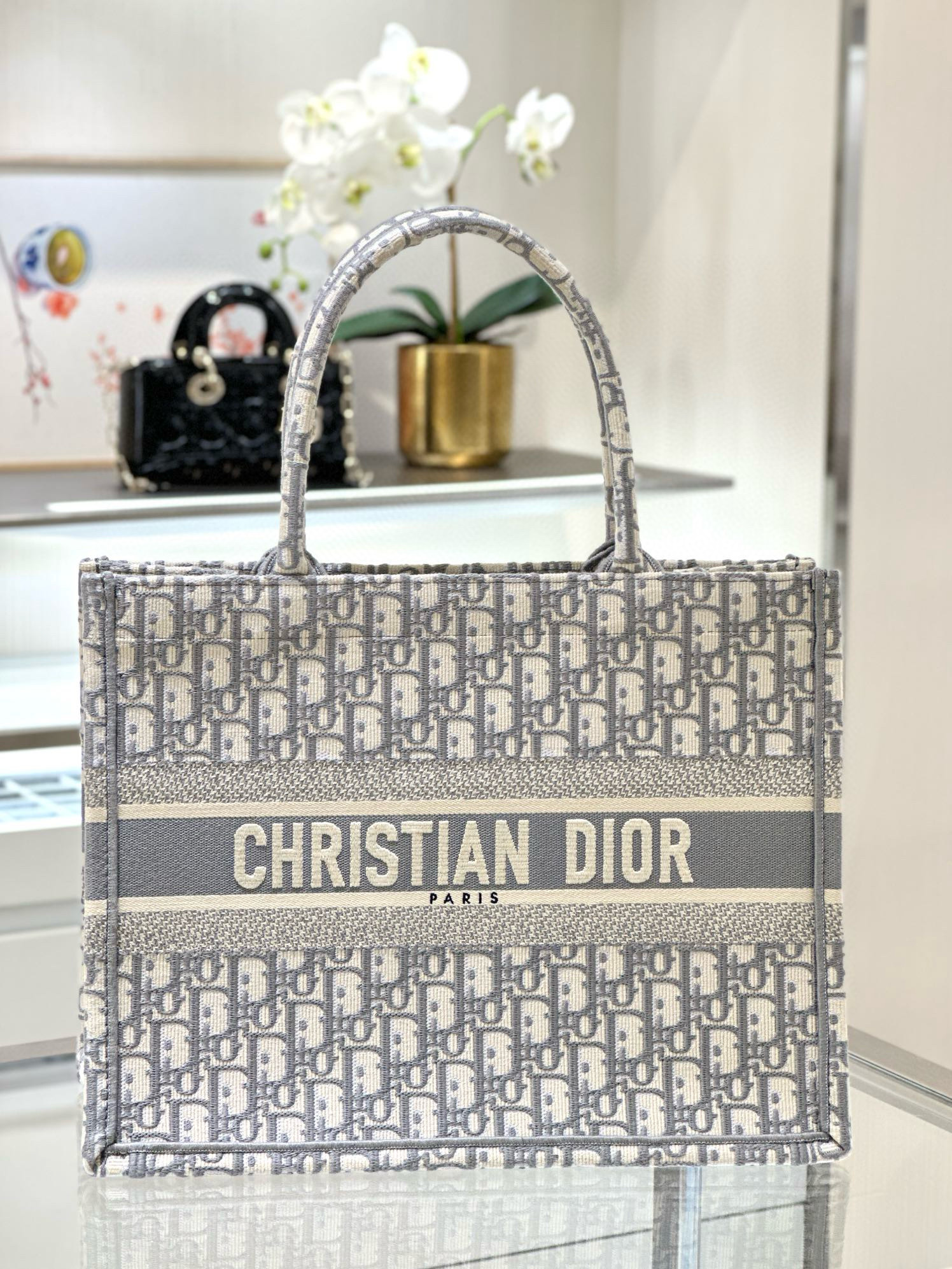 디올 Dior Medium Dior Book Tote Oblique Jacquard Gray 36.5cm