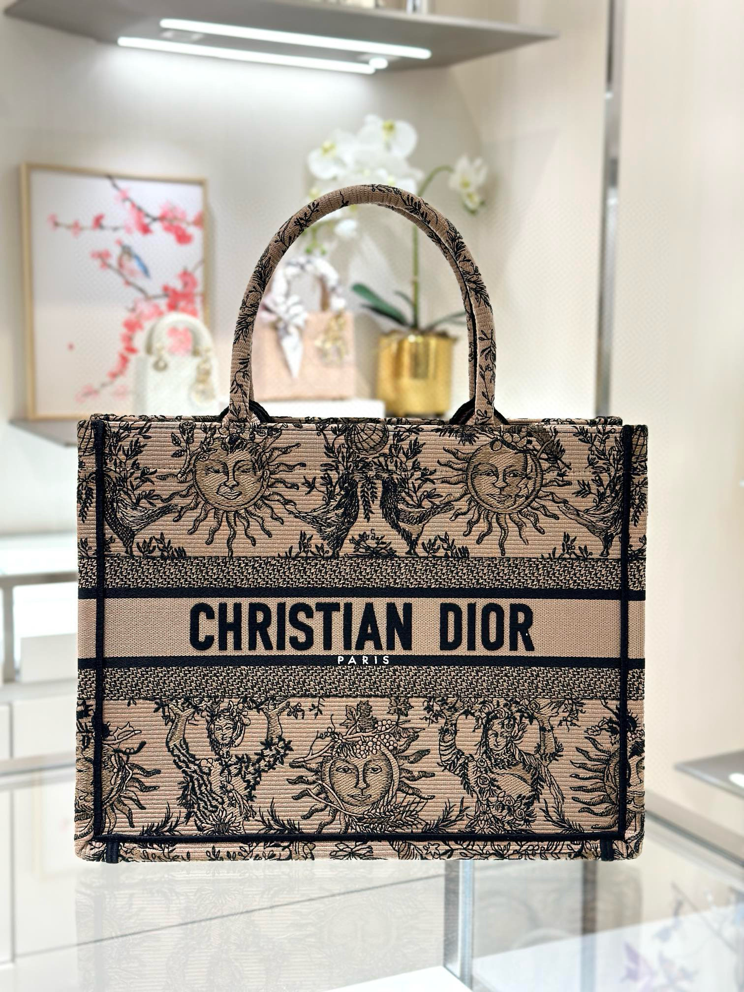 디올 Dior Medium Dior Book Tote Brown 36.5cm