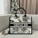 디올 Dior Medium Dior Book Tote Black 36.5cm