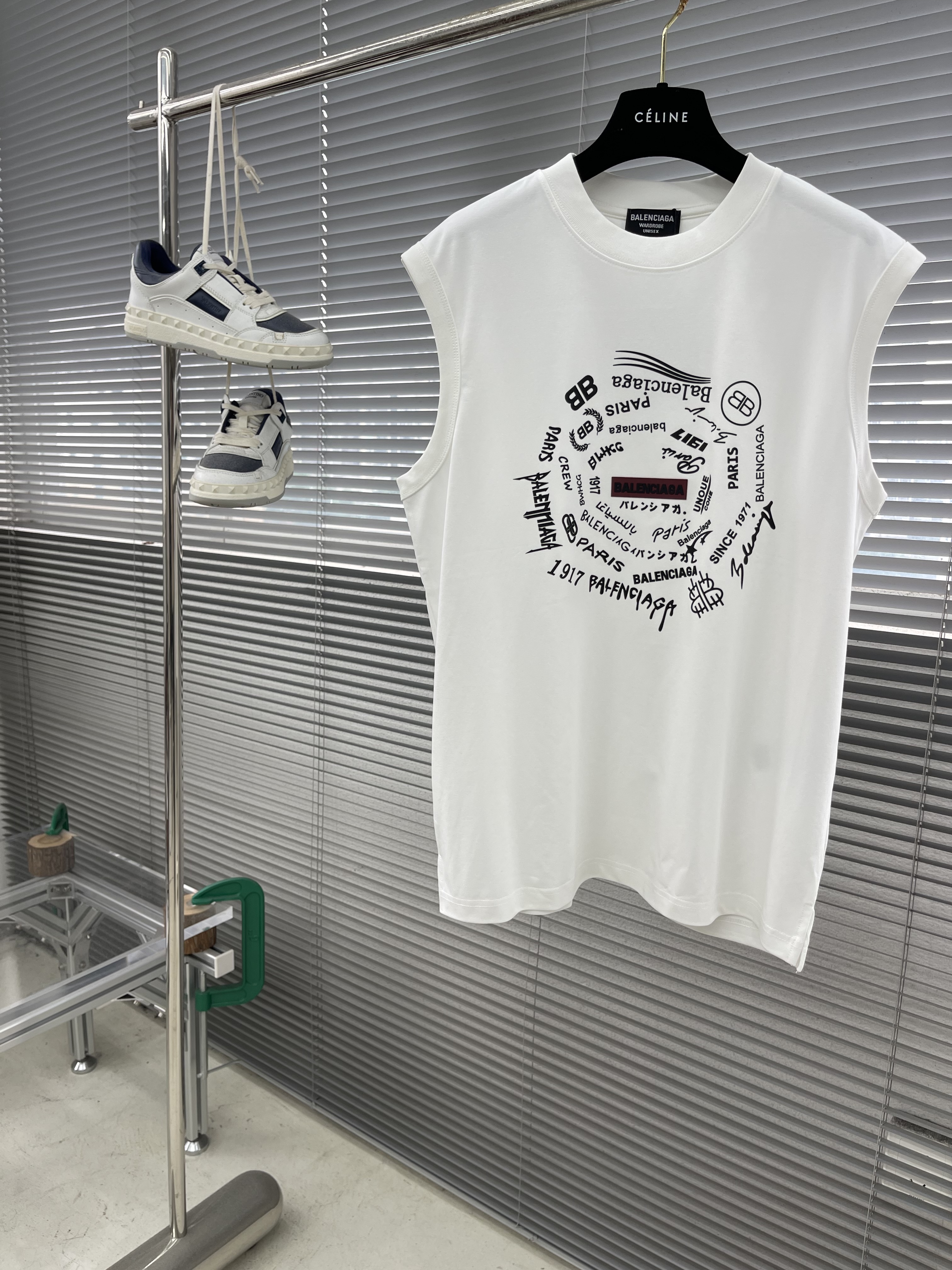 발렌시아가 Balenciaga 조끼