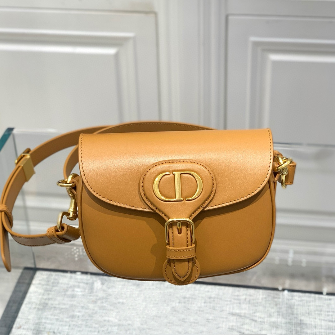 디올 Dior Small Bobby Bag Caramel 18cm