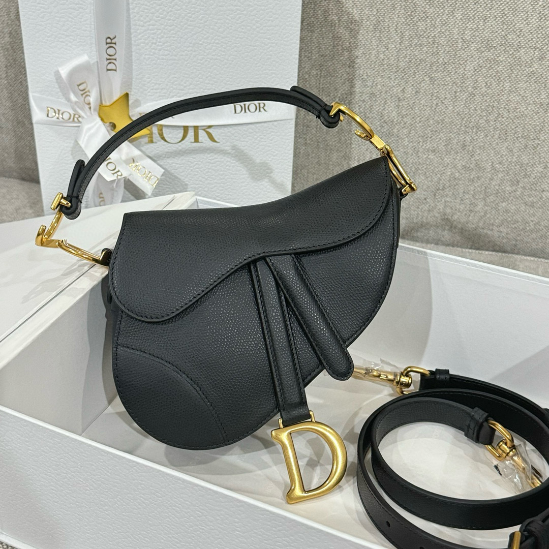 디올 Dior Mini Saddle Bag with Strap Black 19cm