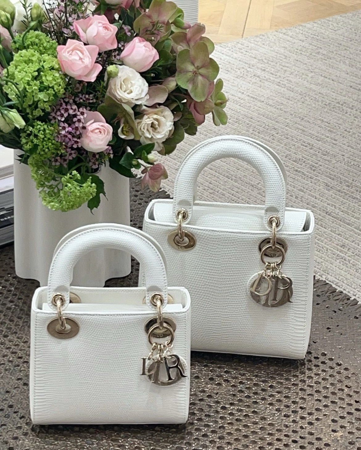 디올 Dior Lady Lizard