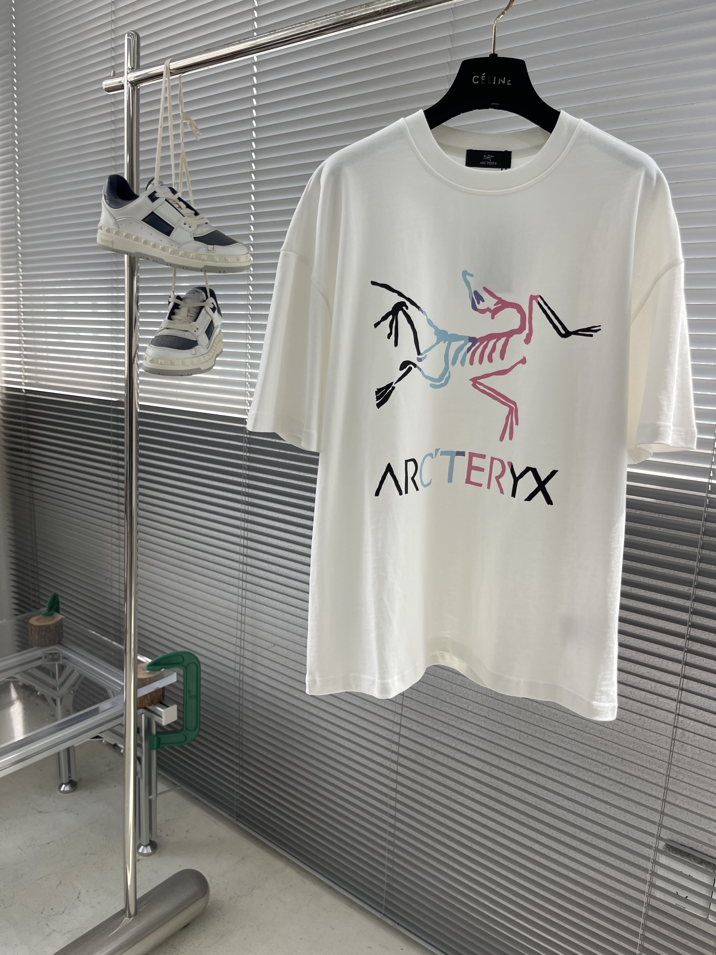 아크테릭스 ARC'TERYX 반팔 티셔츠