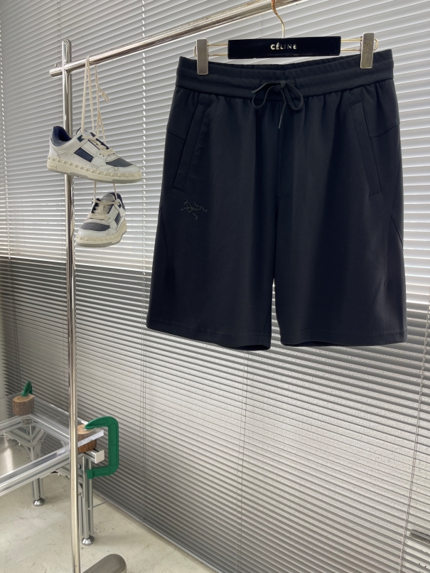 아크테릭스 ARC'TERYX 반바지