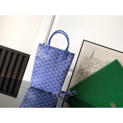 고야드 Goyard Poitiers Bag