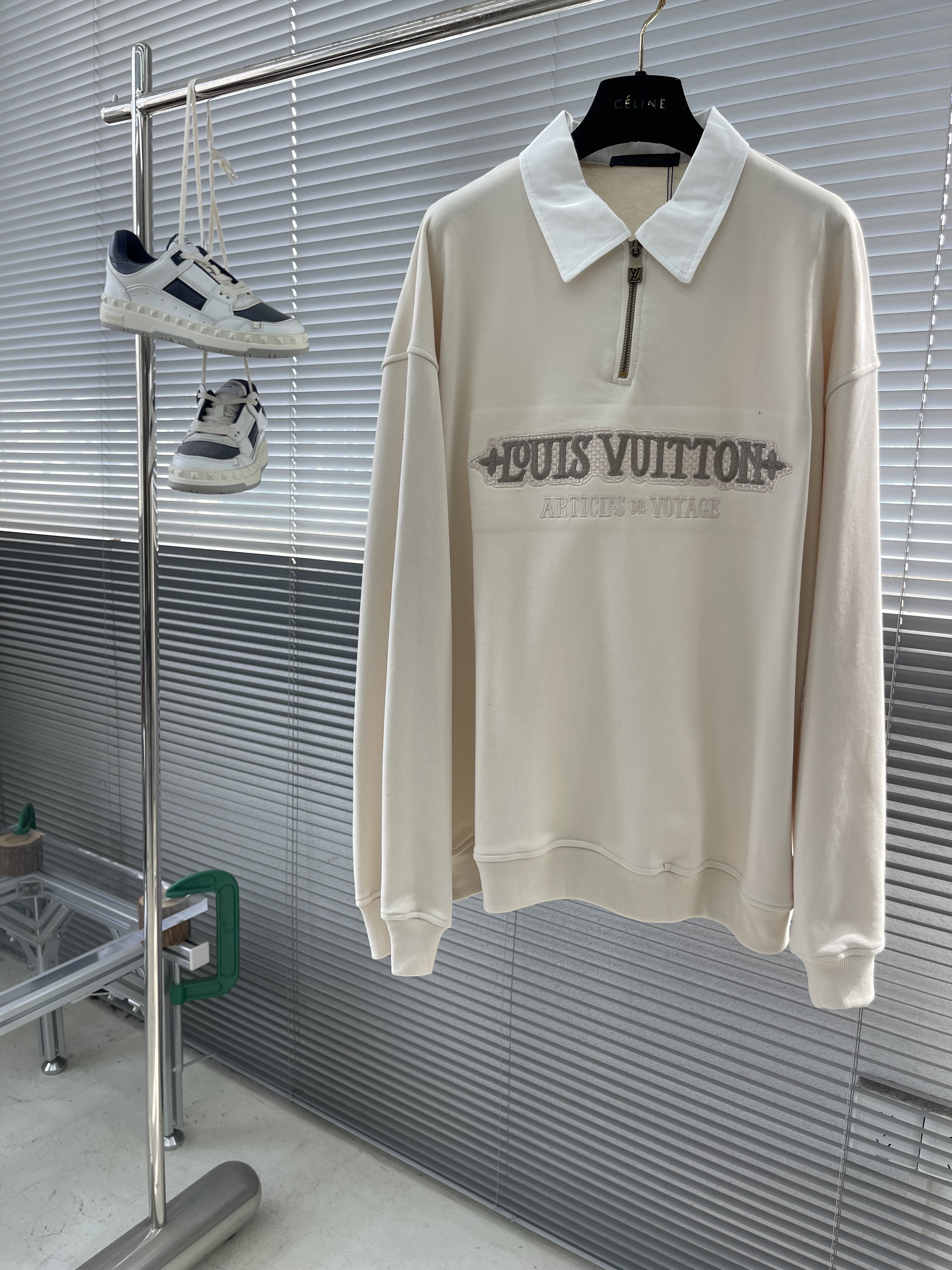 루이비통 Louis Vuitton 맨투맨 집업