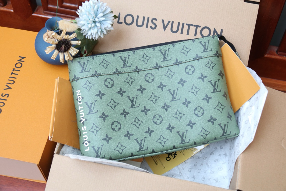 루이비통 Louis Vuitton M82800 Keepall Bandouliere green 32cm