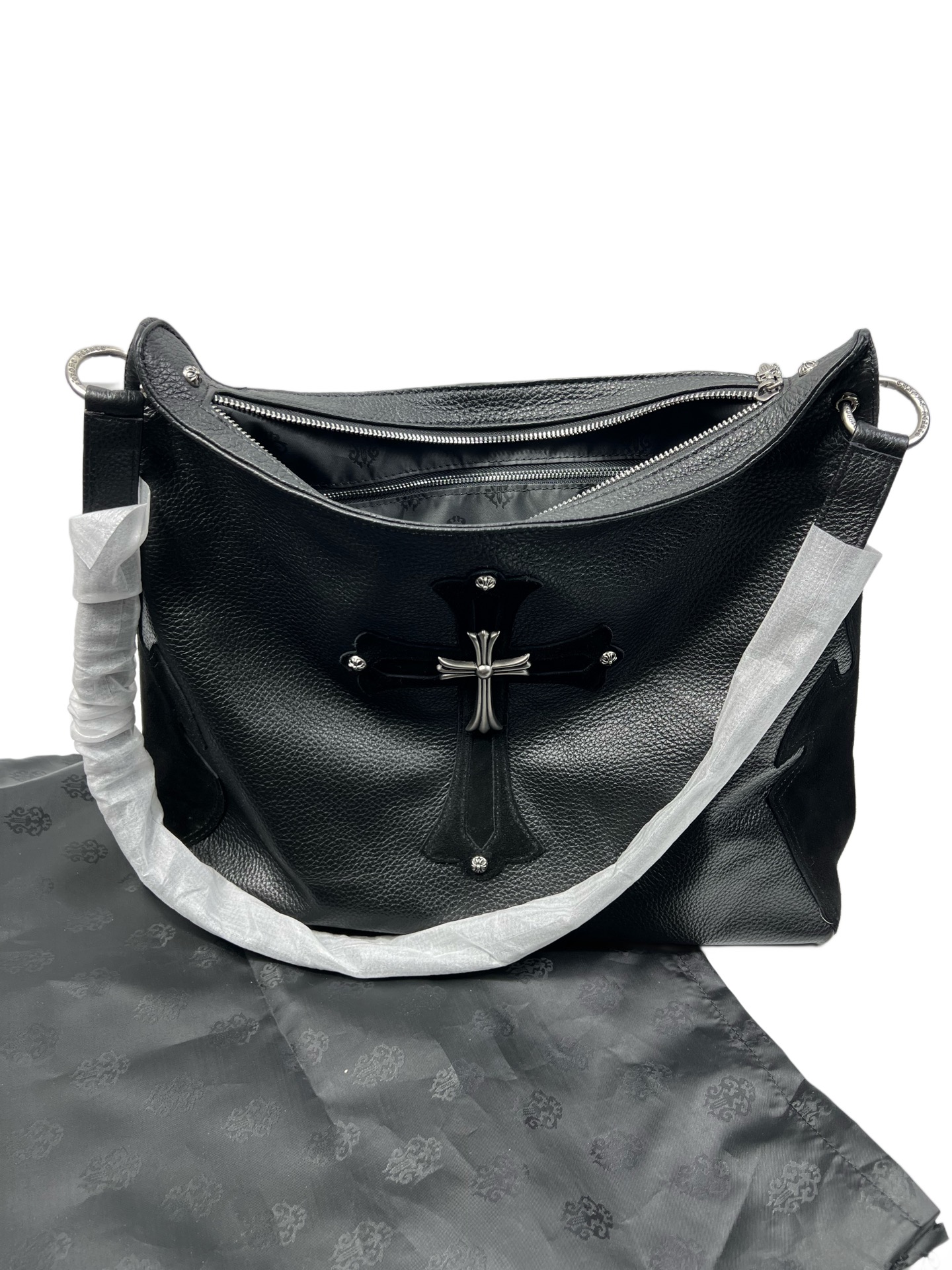 크롬하츠 Chrome Hearts 숄더백