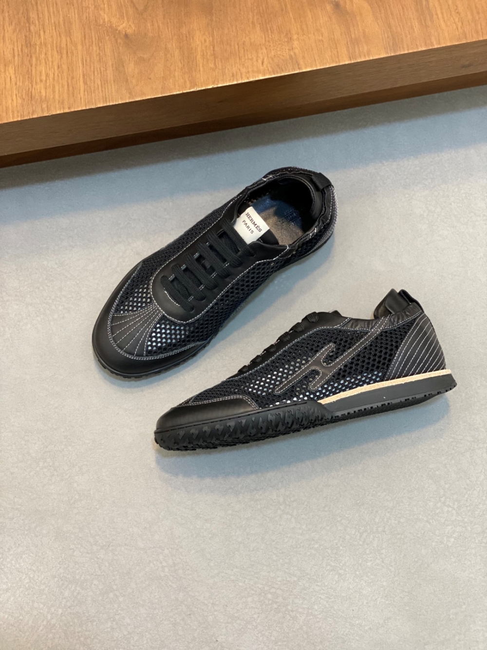 에르메스 Hermes 스니커즈