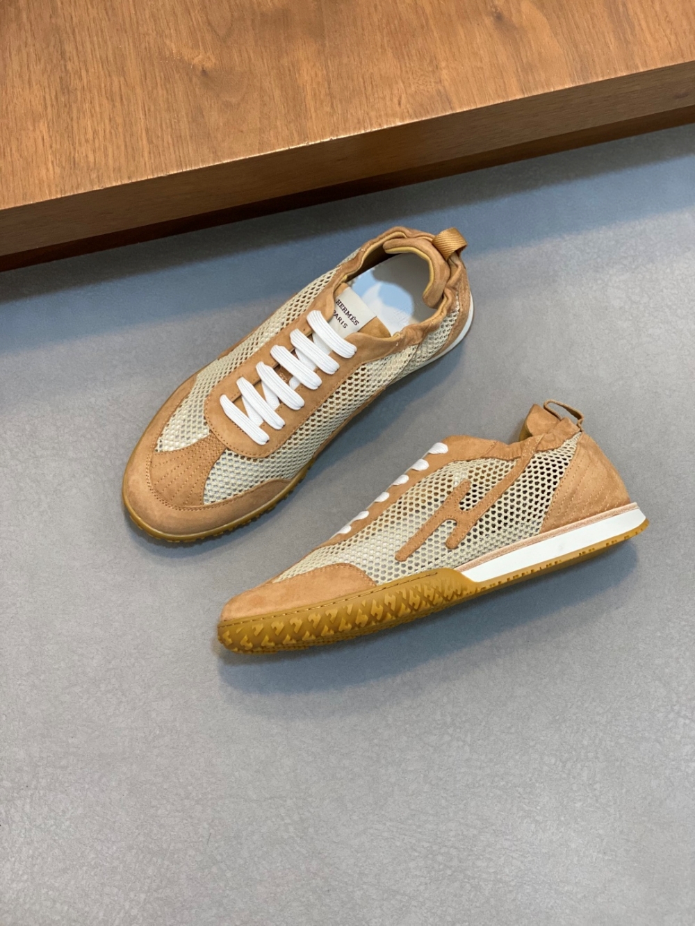 에르메스 Hermes 스니커즈