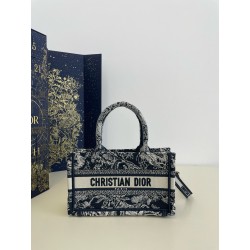 디올 Dior Mini Dior Book Tote Blue Reverse 21.5cm