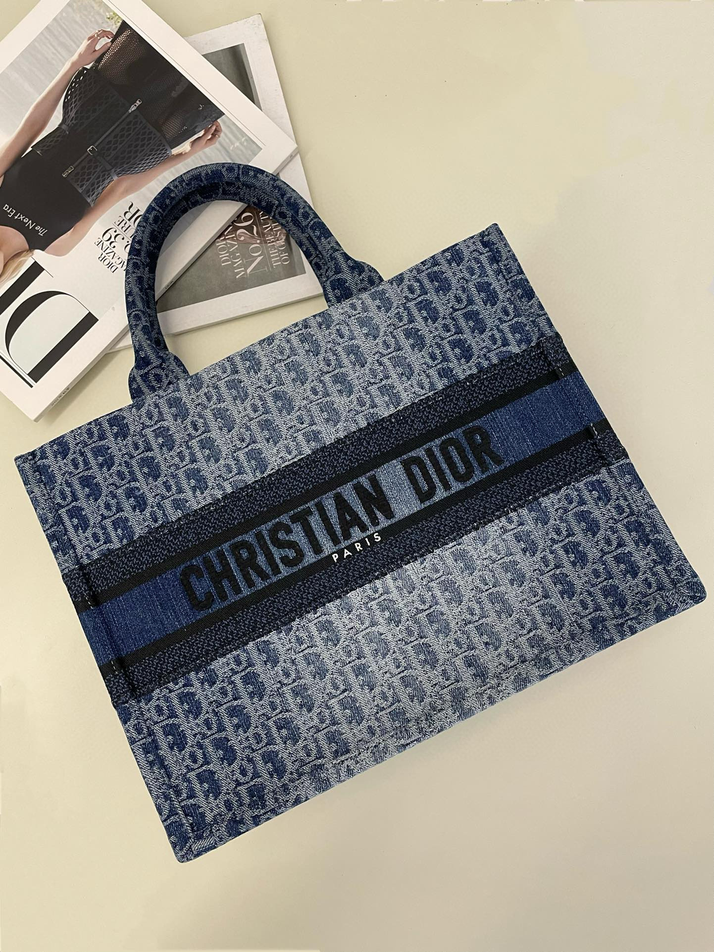 디올 Dior Medium Dior Book Tote Blue Denim 36.5cm