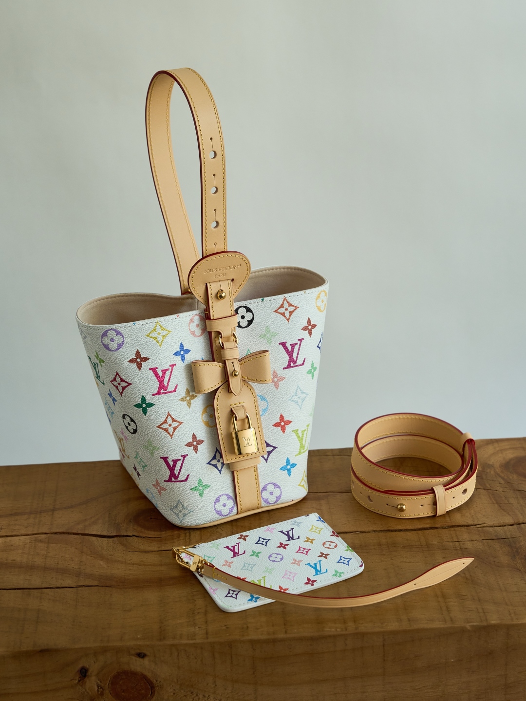 루이비통 M13089 Louis Vuitton x Murakami Takashi All in BB Multicolor White19CM